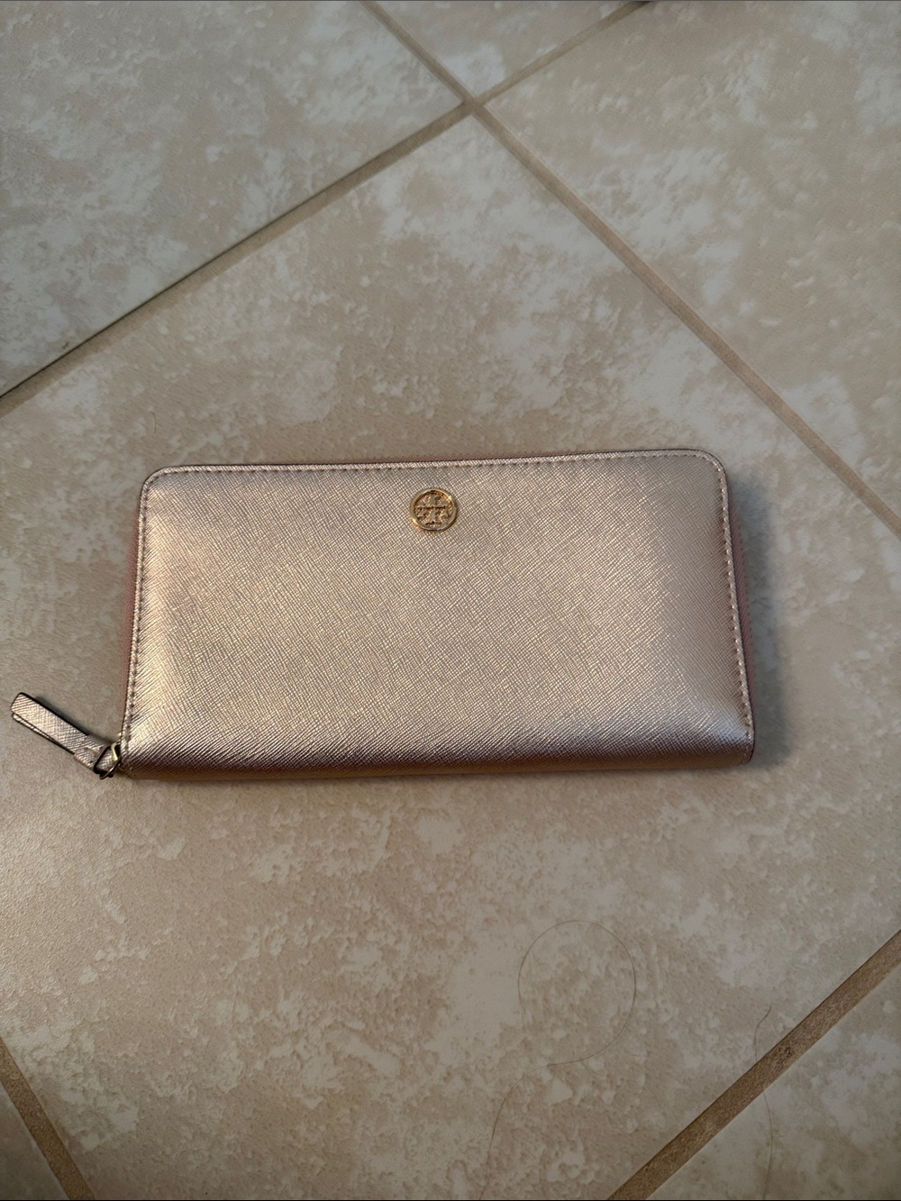 Tory Burch Robinson Light Rose Gold Continetal Wallet